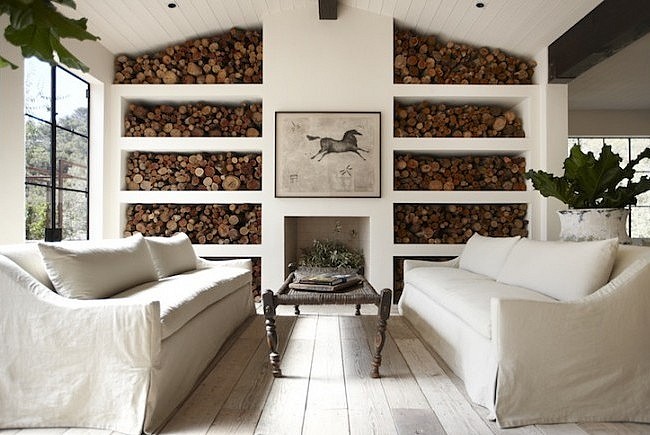 Использование в интерьере натуральных дров для декорирования стен
